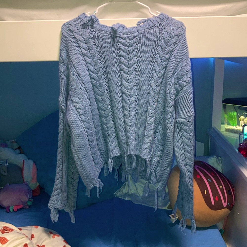 Very good quality only wore once. Medium in women’s.